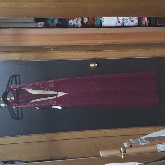 Venus NWOT Purple Size Large High-Low Lace Dress - Picture 2 of 8